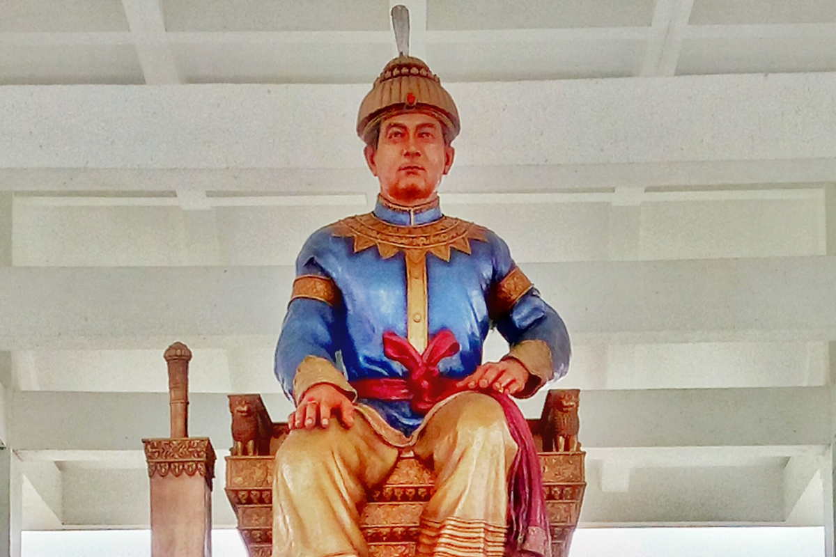 Statue of Sukaphaa