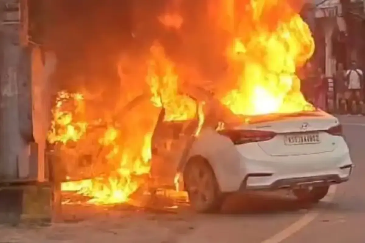 Car Crashes into Electric Pole, Catches Fire in Assam’s Golaghat; Three ...